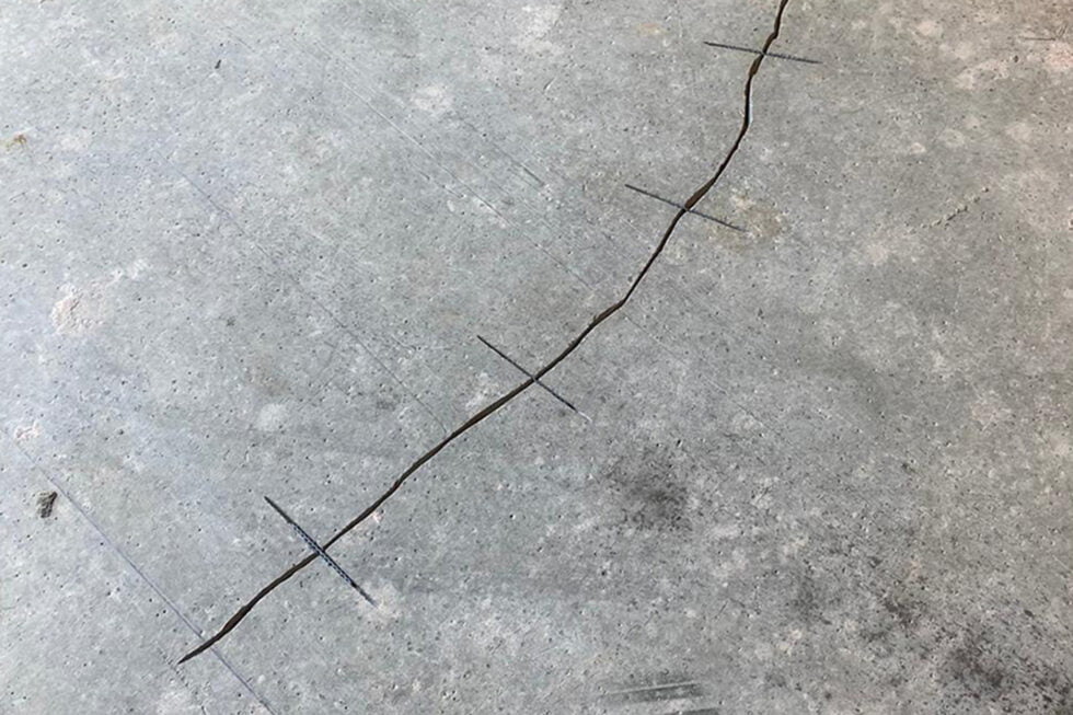 Specialist epoxy crack repairs 01933 716018