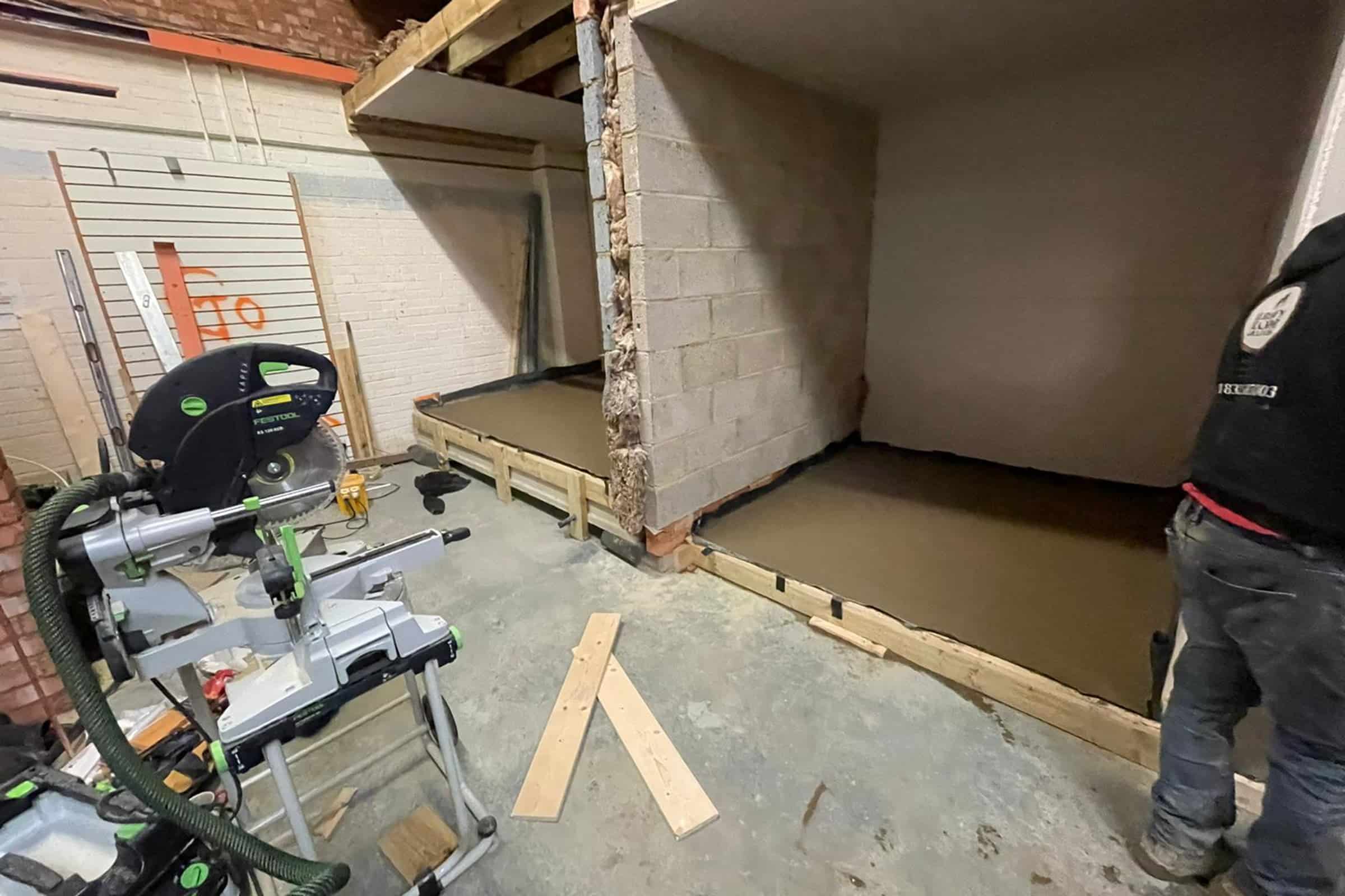 Retanol screed Luton, Bedfordshire 01933 716018