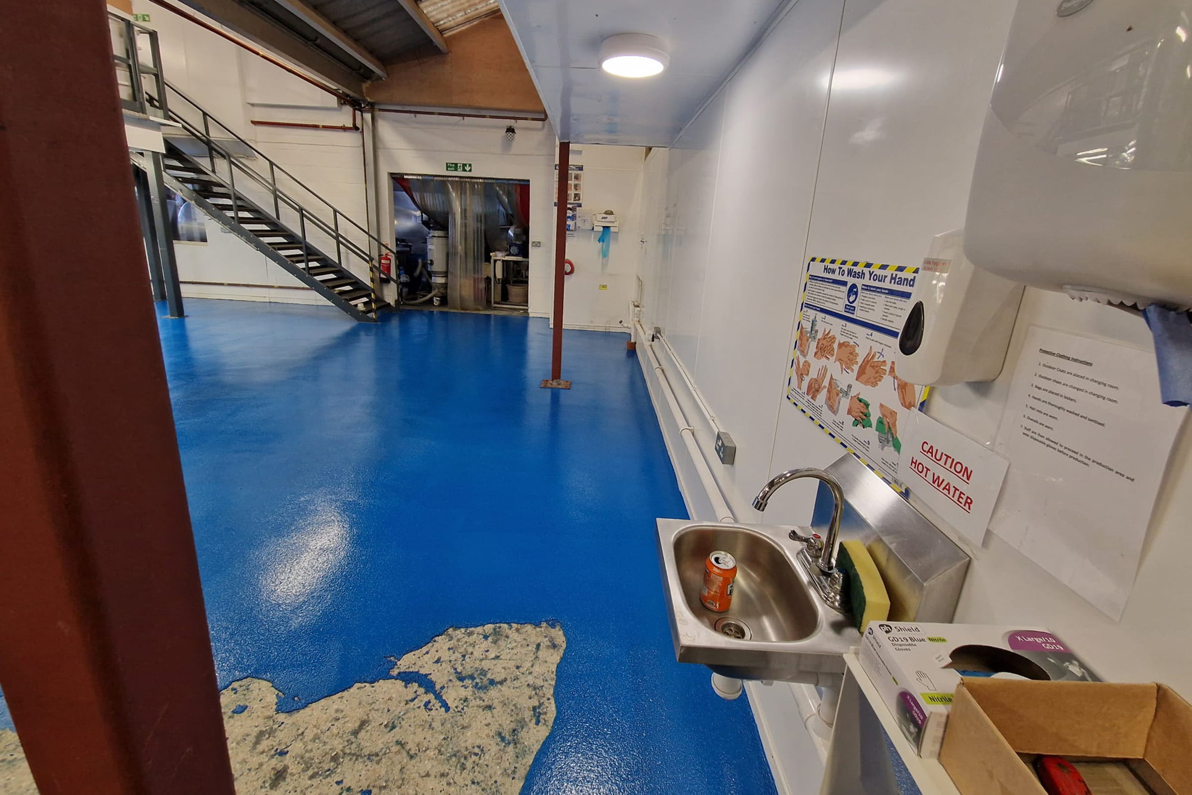 Polyurethane resin flooring at a pharmaceutical facility