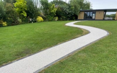 Resin bound pathway in Stanwick, Northamptonshire