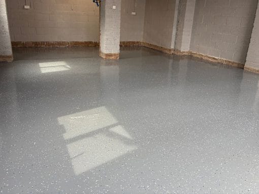 Epoxy flake garage floor – Milton Keynes